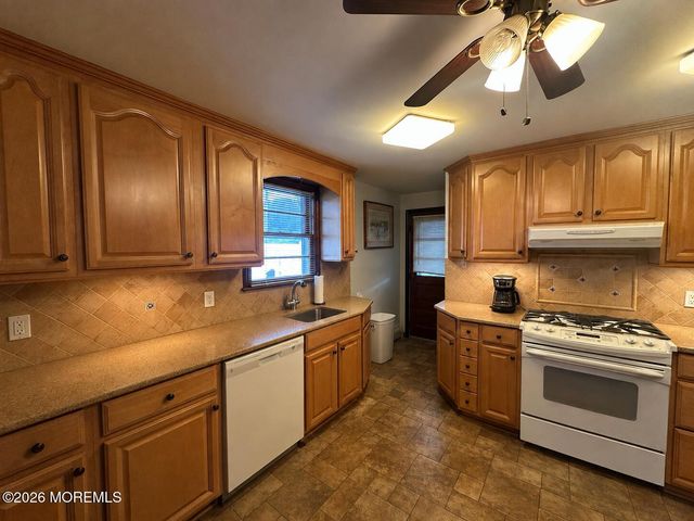 24 Exton Street, South River, NJ 08882