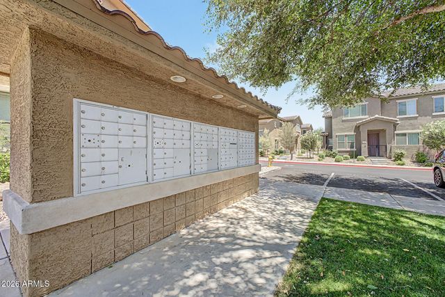 15240 N 142ND Avenue 2039, Surprise, AZ 85379