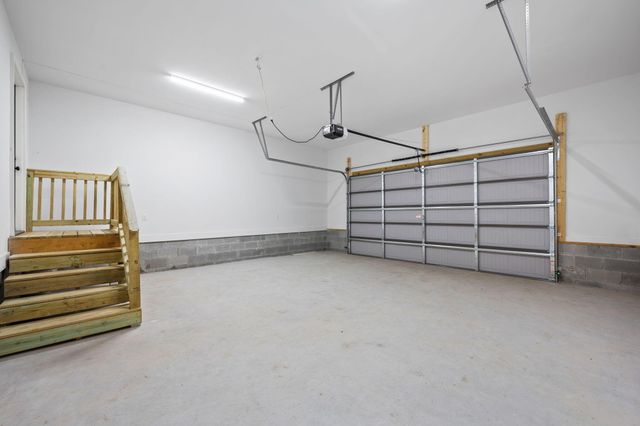 94 Galloway Airport Road, Dunlap, TN 37327