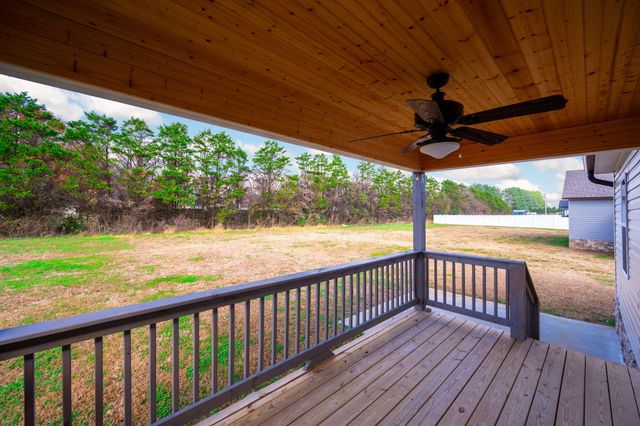 94 Galloway Airport Road, Dunlap, TN 37327