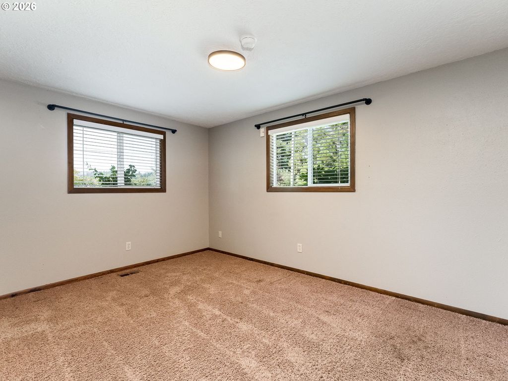 Image 24 of property listing at 2960 HILL Rd, Mc Minnville, OR 97128