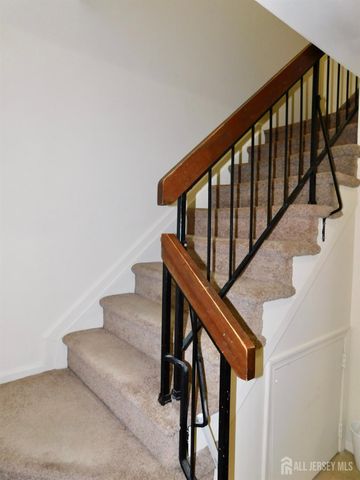 66 Chatham Court, East Windsor, NJ 08520