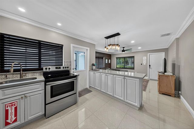 1210 NE 16th Avenue, Fort Lauderdale, FL 33304