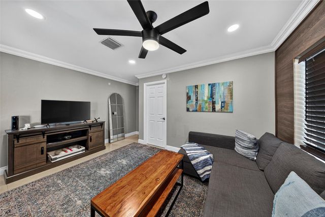 1210 NE 16th Avenue, Fort Lauderdale, FL 33304