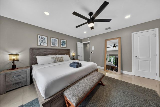 1210 NE 16th Avenue, Fort Lauderdale, FL 33304