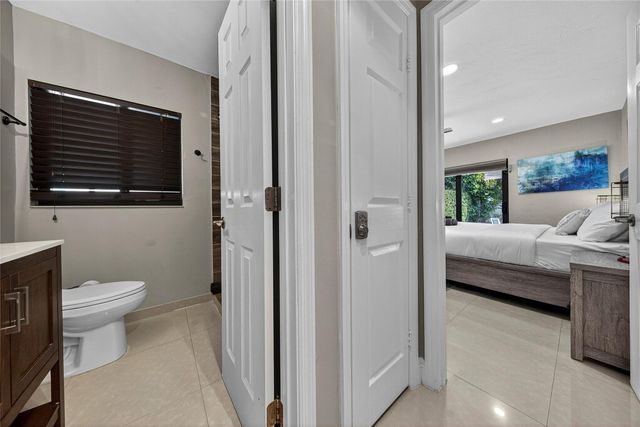 1210 NE 16th Avenue, Fort Lauderdale, FL 33304