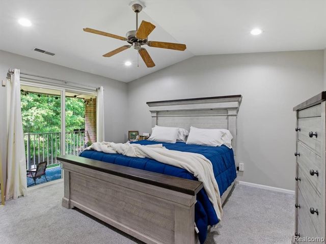 13335 Forest Ridge Boulevard, Sterling Heights, MI 48313