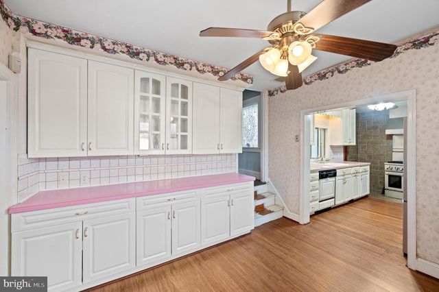 412 N ROLLING RD, Springfield, PA 19064