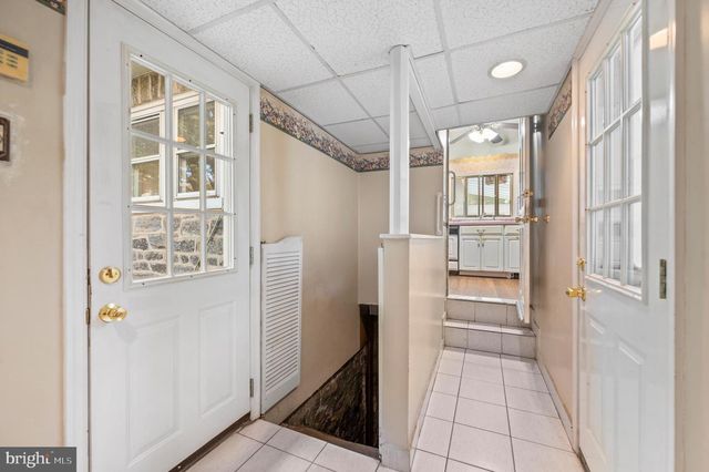 412 N ROLLING RD, Springfield, PA 19064