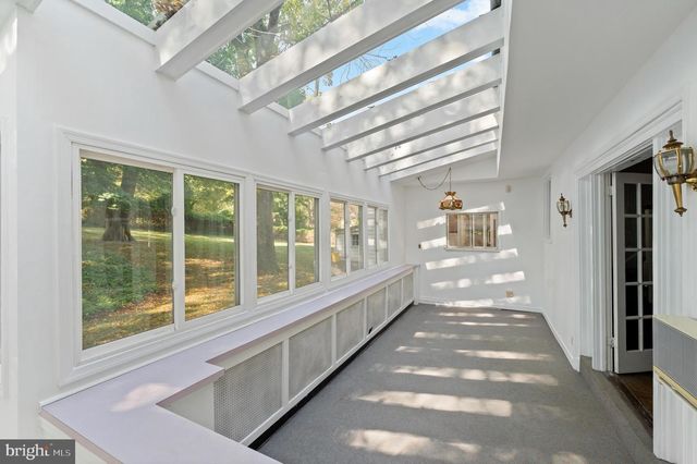 412 N ROLLING RD, Springfield, PA 19064