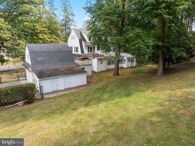 412 N ROLLING RD, Springfield, PA 19064