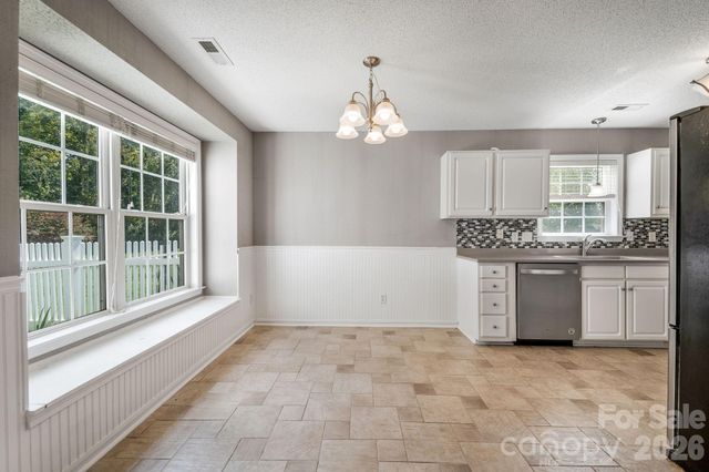 98 Stonehollow Road, Fletcher, NC 28732