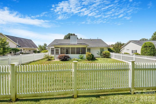 98 Stonehollow Road, Fletcher, NC 28732