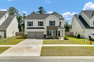513 Yellow Leaf Lane, Summerville, SC 29486