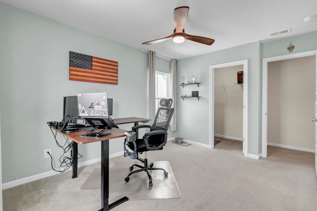 Image 34 of property listing at 513 Yellow Leaf Lane, Summerville, SC 29486