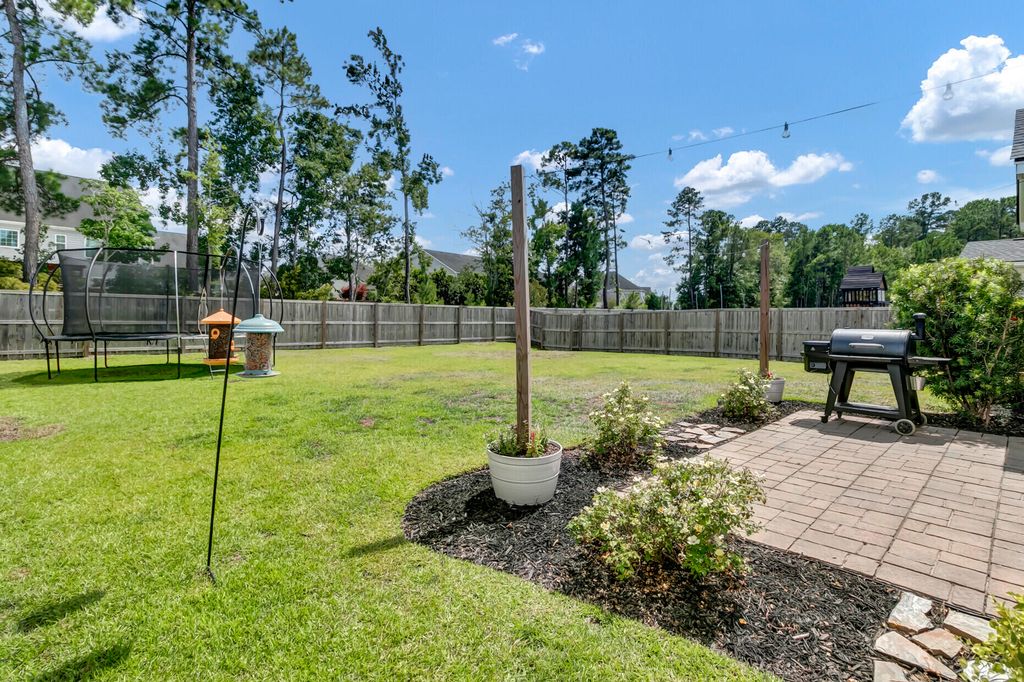 Image 43 of property listing at 513 Yellow Leaf Lane, Summerville, SC 29486