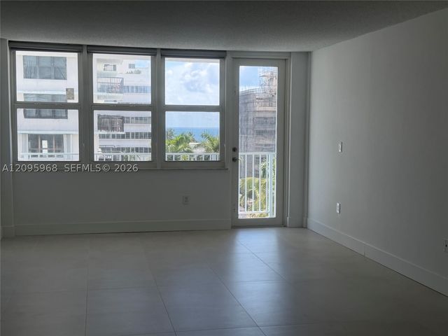 245 18th St 805, Miami Beach, FL 33139