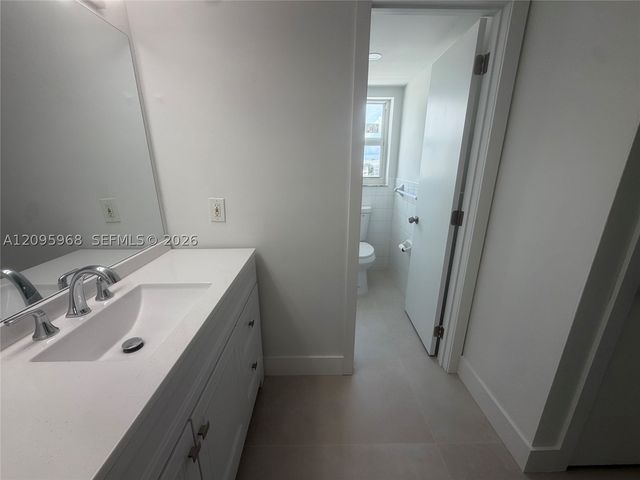 245 18th St 805, Miami Beach, FL 33139