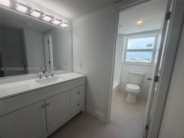 245 18th St 805, Miami Beach, FL 33139