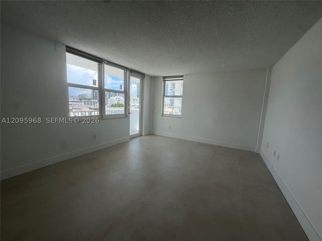 245 18th St 805, Miami Beach, FL 33139