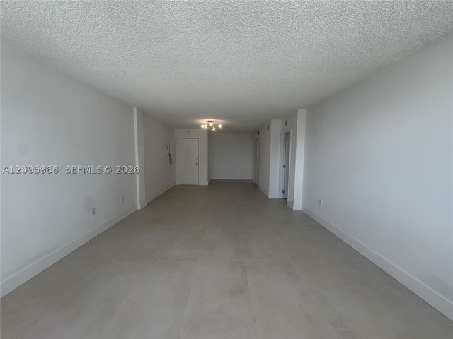 245 18th St 805, Miami Beach, FL 33139