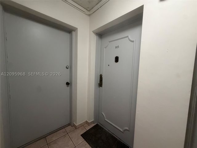 245 18th St 805, Miami Beach, FL 33139
