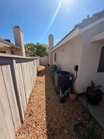 23980 Via Astuto, Murrieta, CA 92562