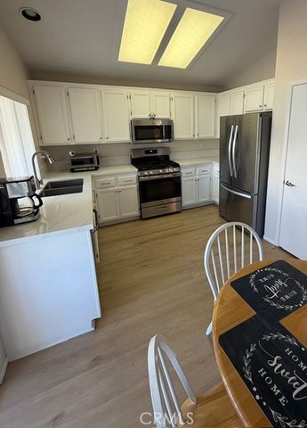 23980 Via Astuto, Murrieta, CA 92562