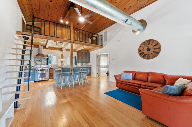 11752 Dori Ct, Loma Rica, CA 95901