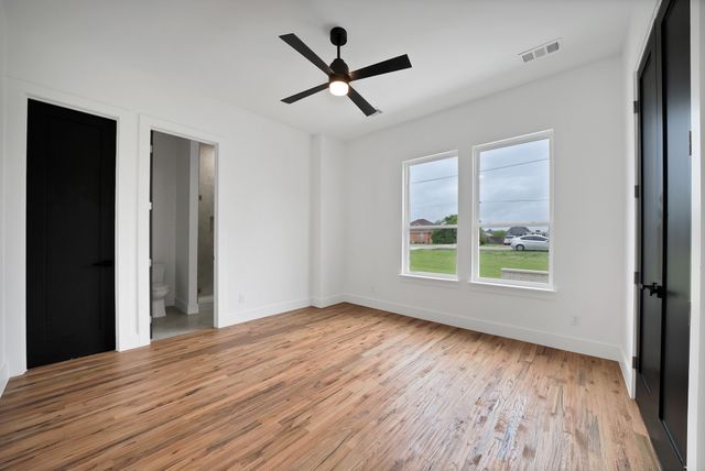 710 Gibson Road, Waxahachie, TX 75165