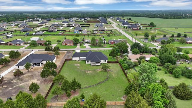 710 Gibson Road, Waxahachie, TX 75165