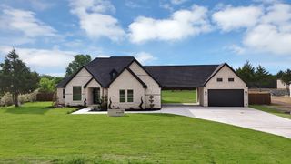 710 Gibson Road, Waxahachie, TX 75165