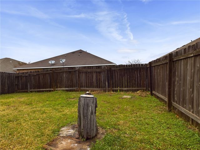 2335 Pronghorn Lane, College Station, TX 77845