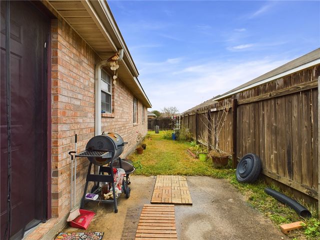 2335 Pronghorn Lane, College Station, TX 77845