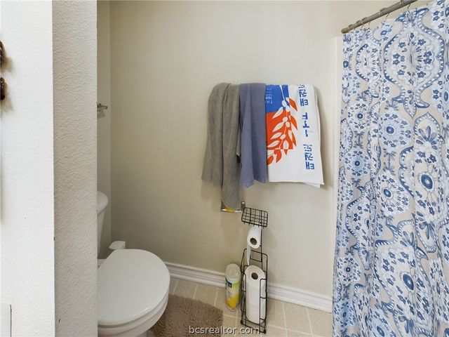 2335 Pronghorn Lane, College Station, TX 77845