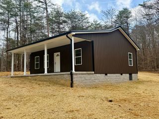 821 Pine Tree Road, Nancy, KY 42544