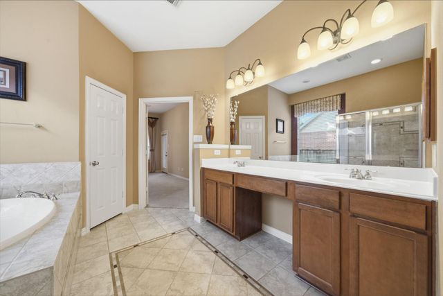 55 Granite Path Pl, The Woodlands, TX 77389