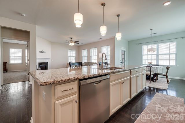11027 Wrigley Mansion Drive, Charlotte, NC 28273