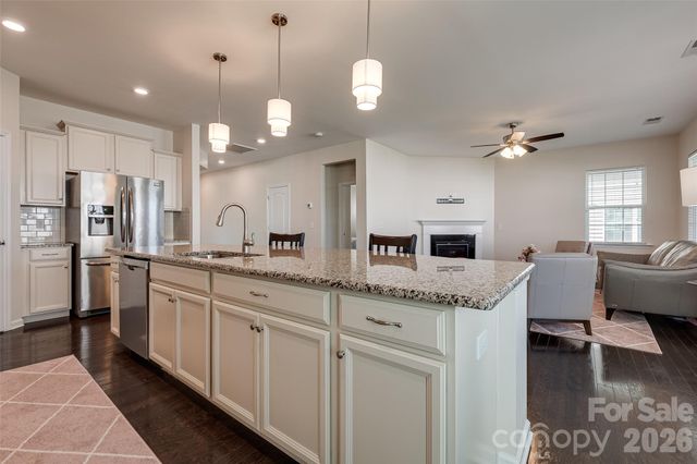11027 Wrigley Mansion Drive, Charlotte, NC 28273