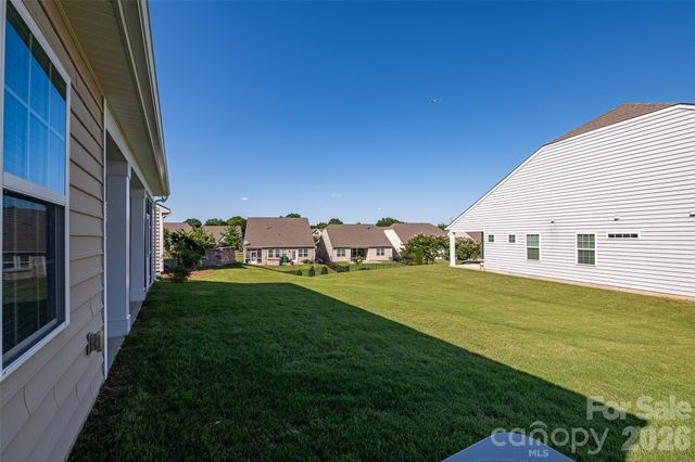11027 Wrigley Mansion Drive, Charlotte, NC 28273
