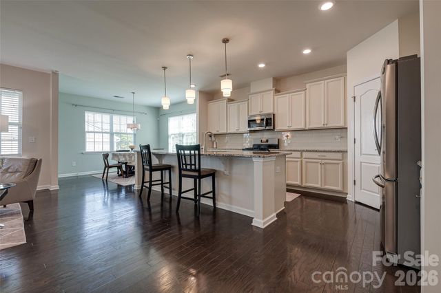 11027 Wrigley Mansion Drive, Charlotte, NC 28273