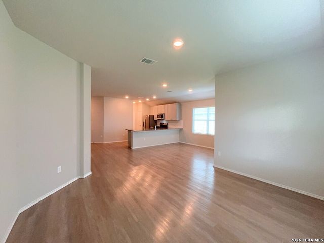 718 Albatross Way, San Antonio, TX 78221