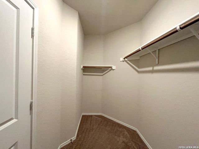 718 Albatross Way, San Antonio, TX 78221