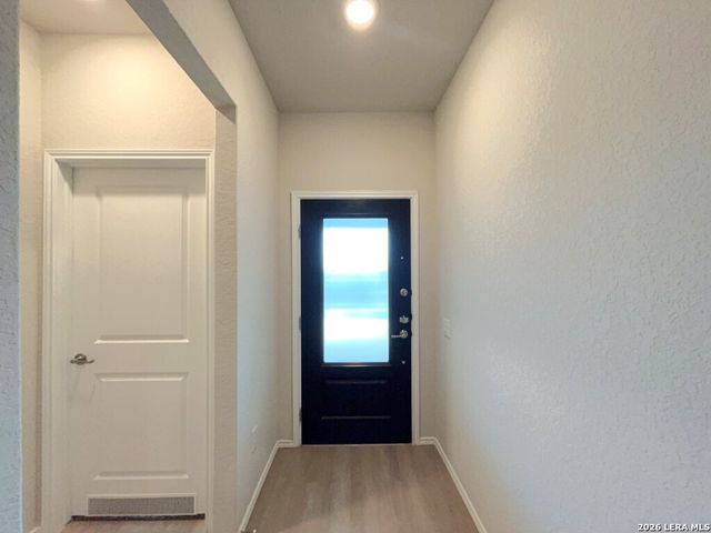 718 Albatross Way, San Antonio, TX 78221