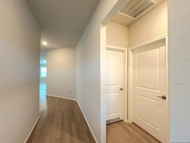 718 Albatross Way, San Antonio, TX 78221