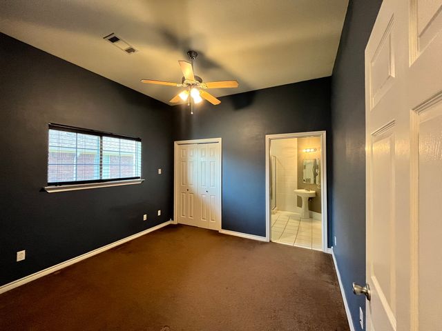 2700 Boyd Street, Ennis, TX 75119