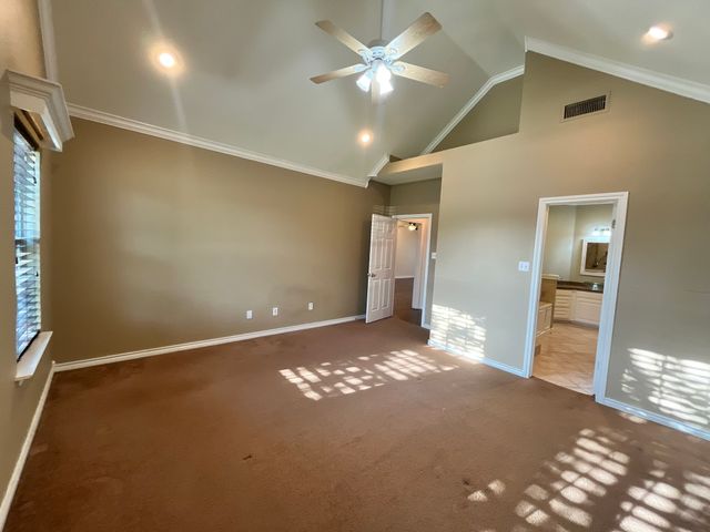 2700 Boyd Street, Ennis, TX 75119