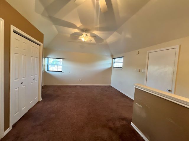 2700 Boyd Street, Ennis, TX 75119