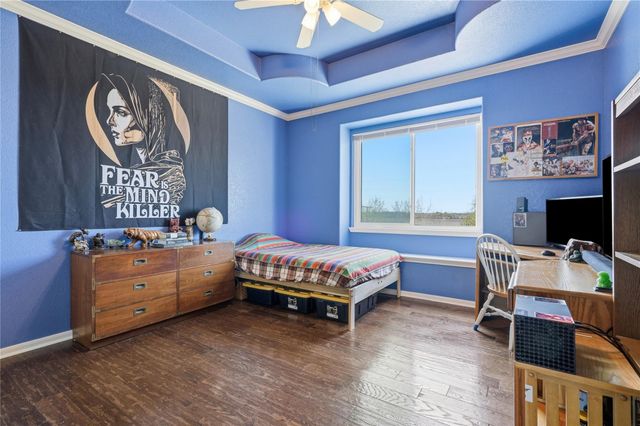 100 Mayfield LN, Lockhart, TX 78644