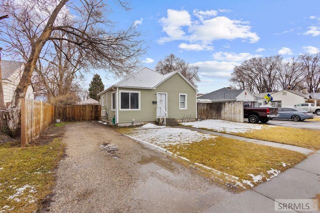 742 12th Street, Idaho Falls, ID 83404